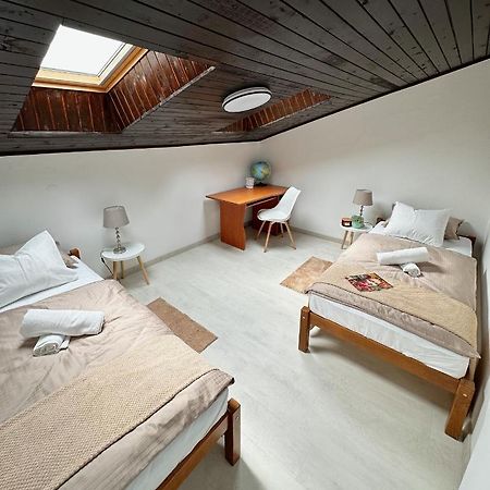 Mira'S Apartment Krizevci Екстер'єр фото